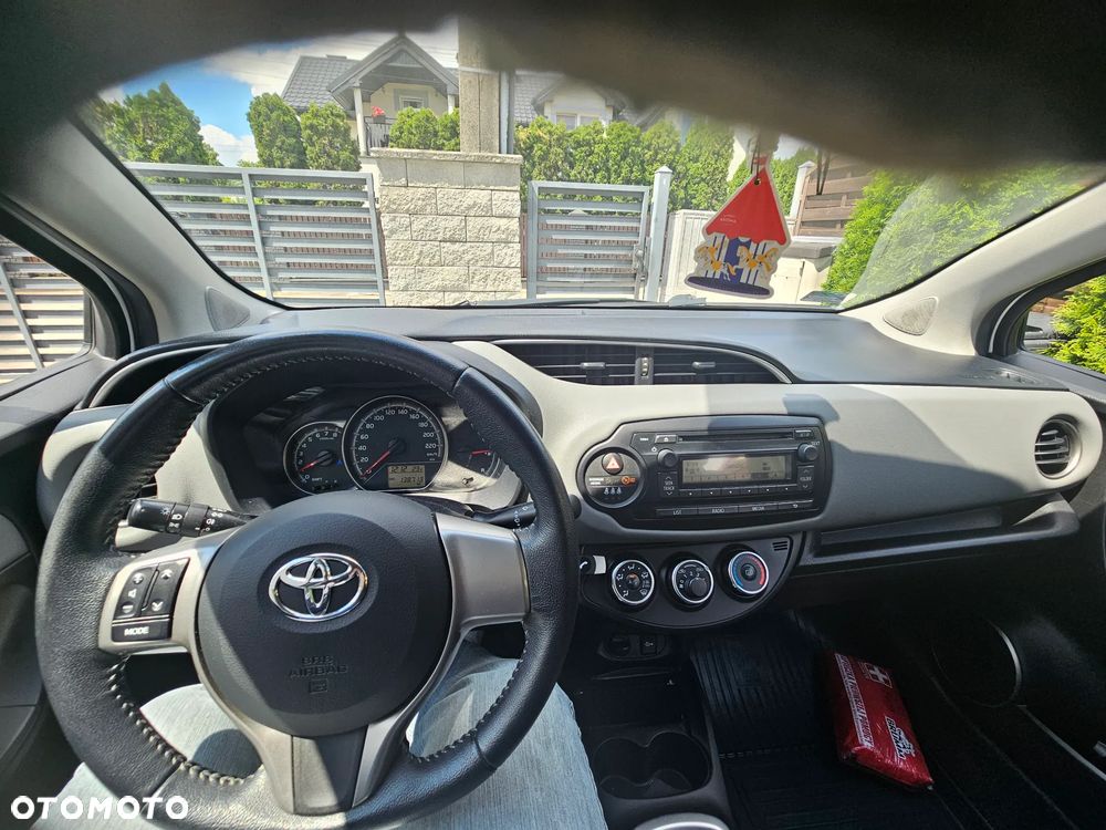 Toyota Yaris 1.0 Active EU6 - 8