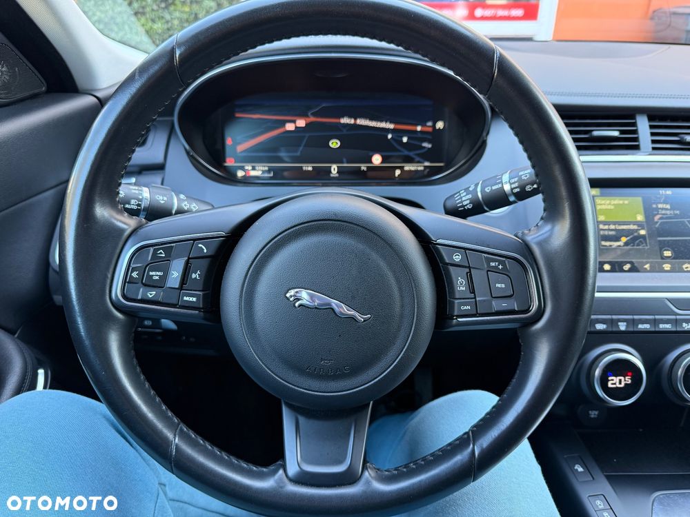 Jaguar E-Pace - 14