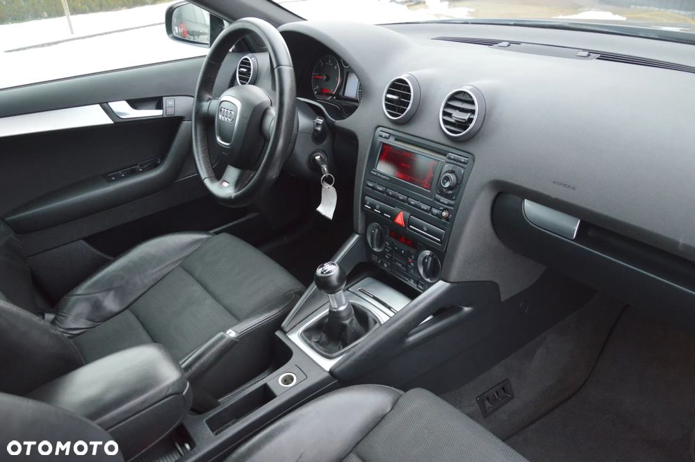 Audi A3 Sportback 2.0 TDI DPF S line Sportpaket plus - 13