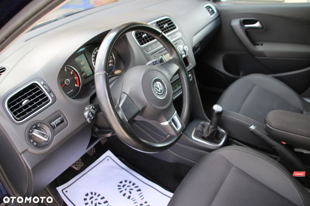 Volkswagen Polo 1.2 Team - 11
