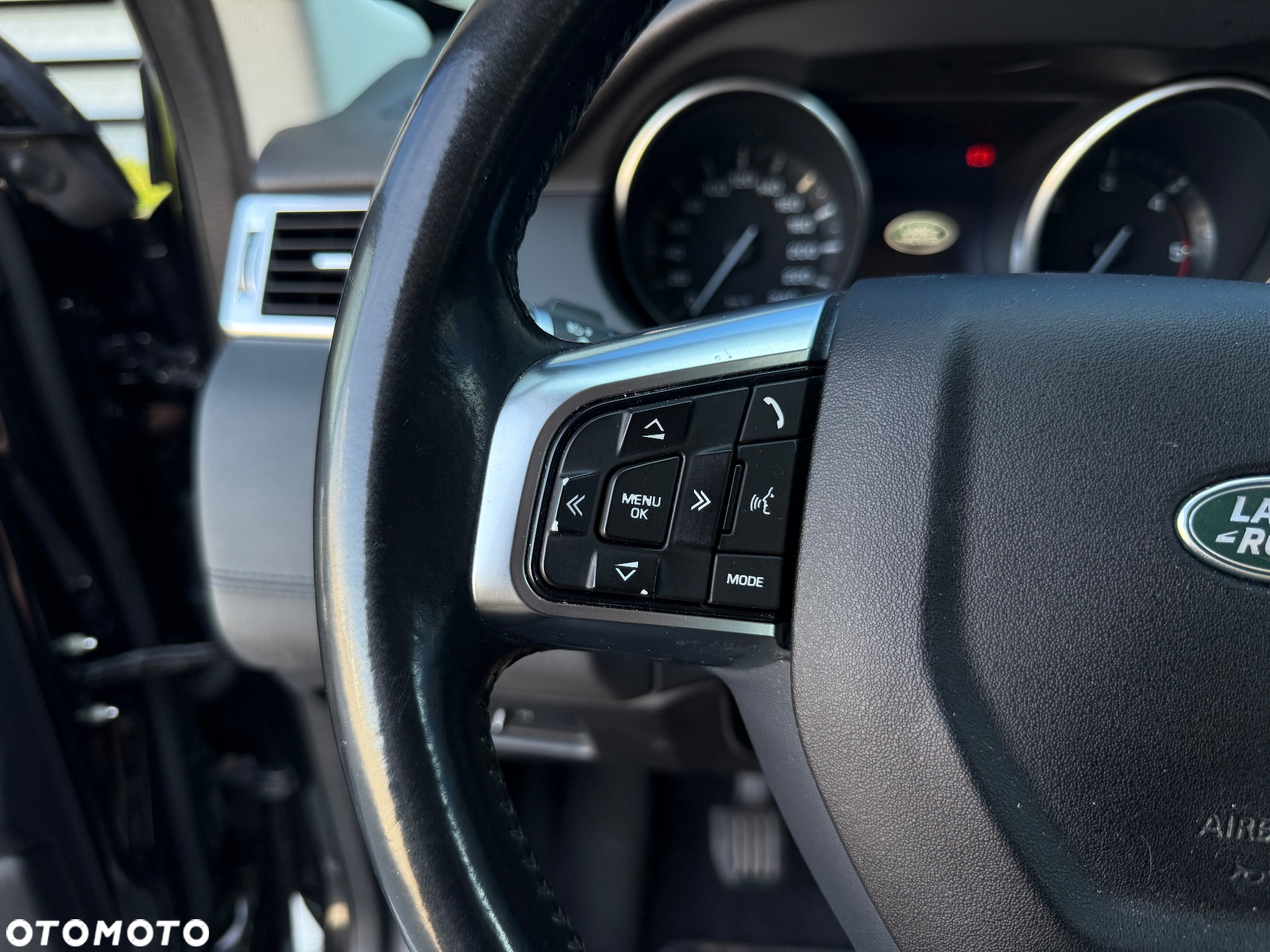 Land Rover Discovery Sport - 18