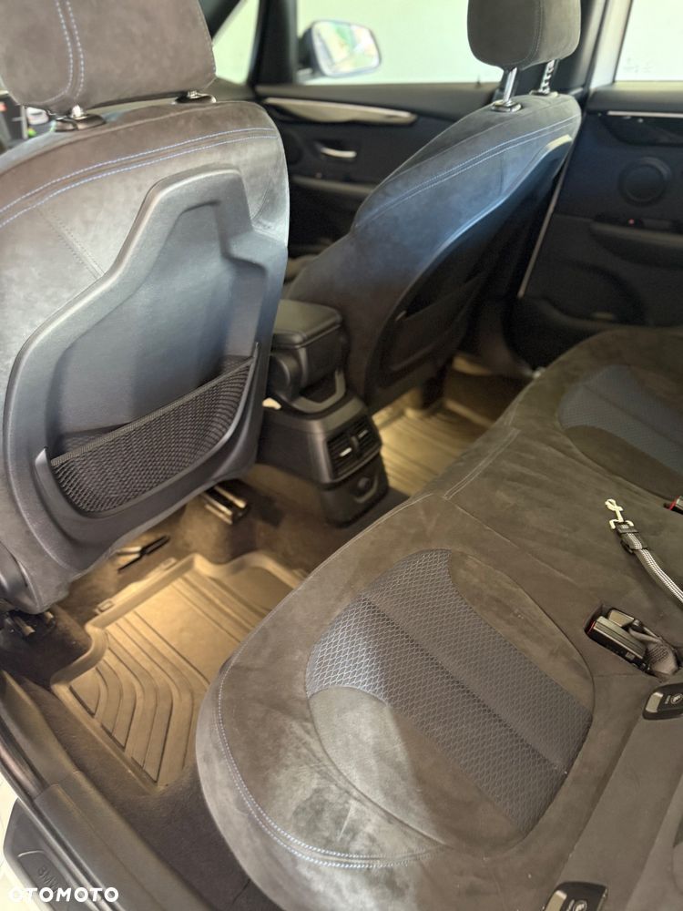BMW Seria 2 218d M Sport - 15