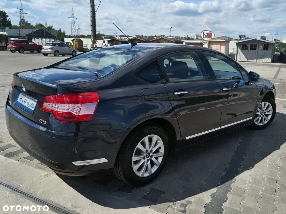 Citroën C5 2.0 16V Confort - 4