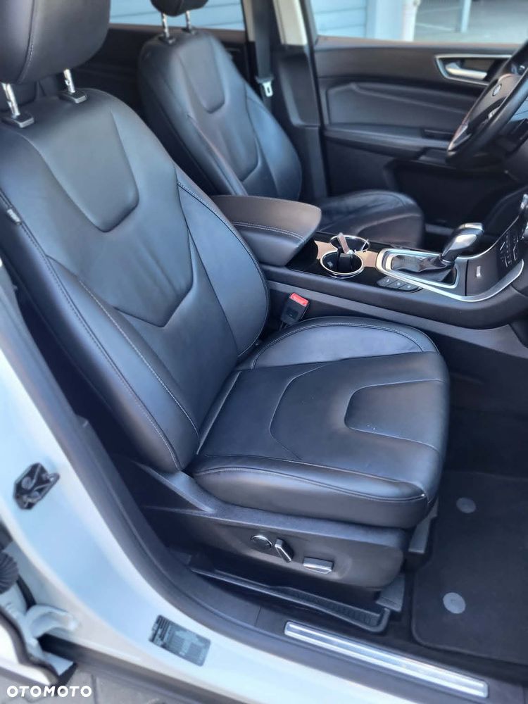 Ford S-Max 2.0 TDCi Titanium PowerShift - 7
