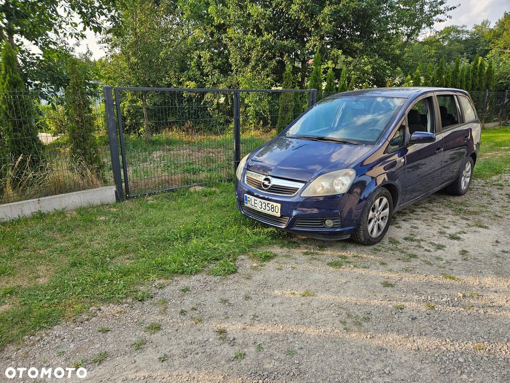 Opel Zafira 1.8 Elegance - 1