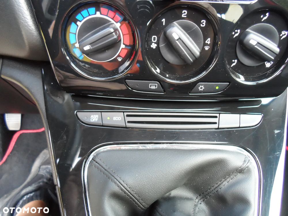 Lancia Ypsilon Y 0.9 TwinAir Turbo 8V Platinum - 30