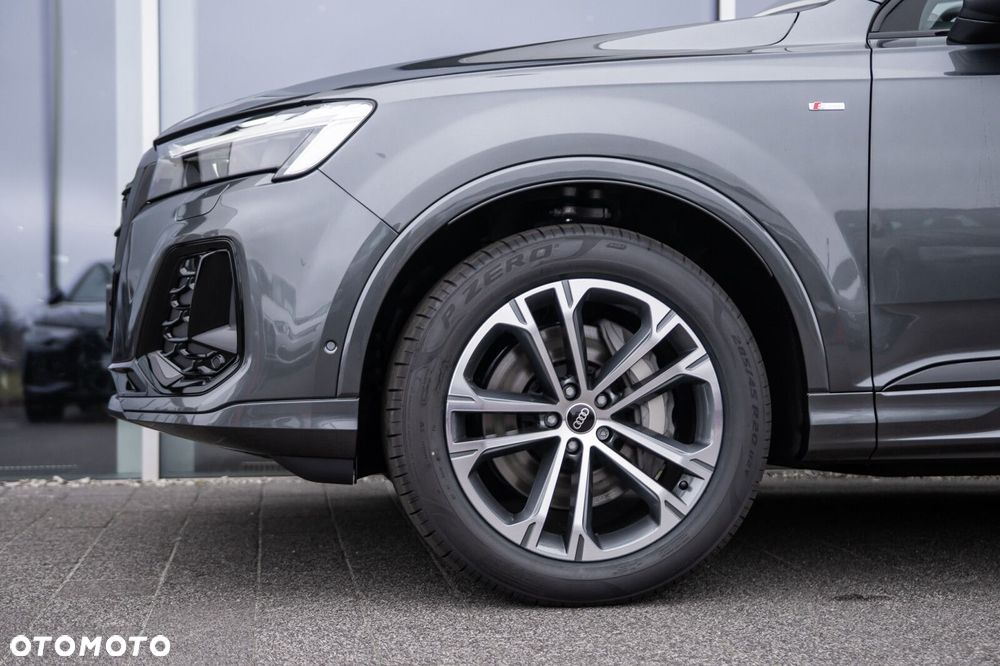 Audi Q7 - 6