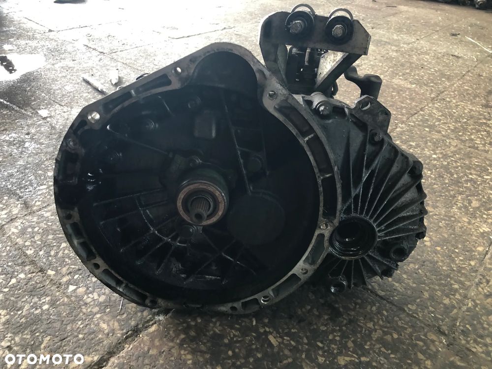 skrzynia biegów mercedes 1.7 CDI R1683610402 - 2