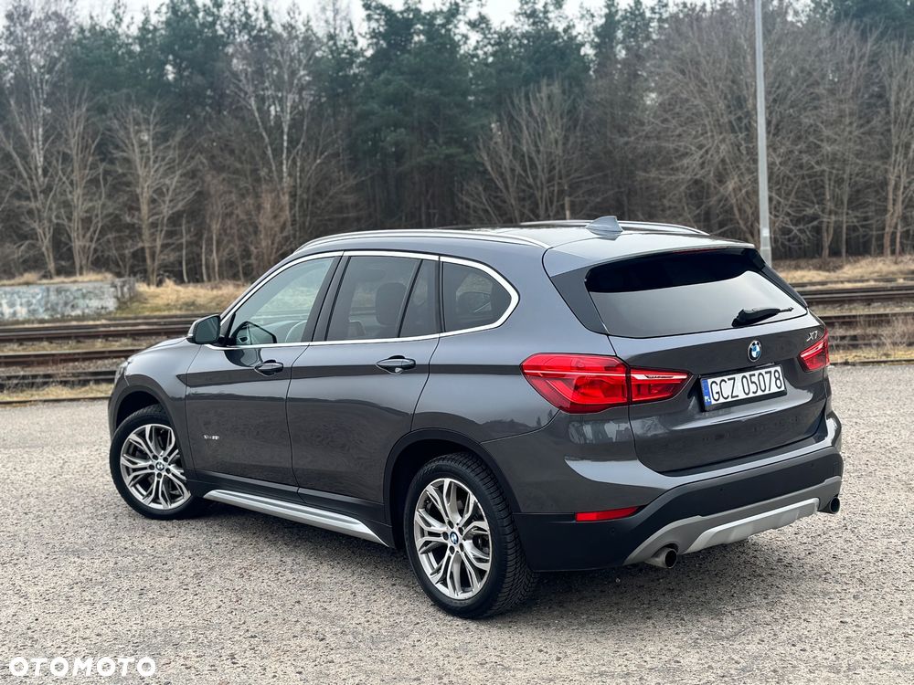 BMW X1 xDrive25i xLine - 6