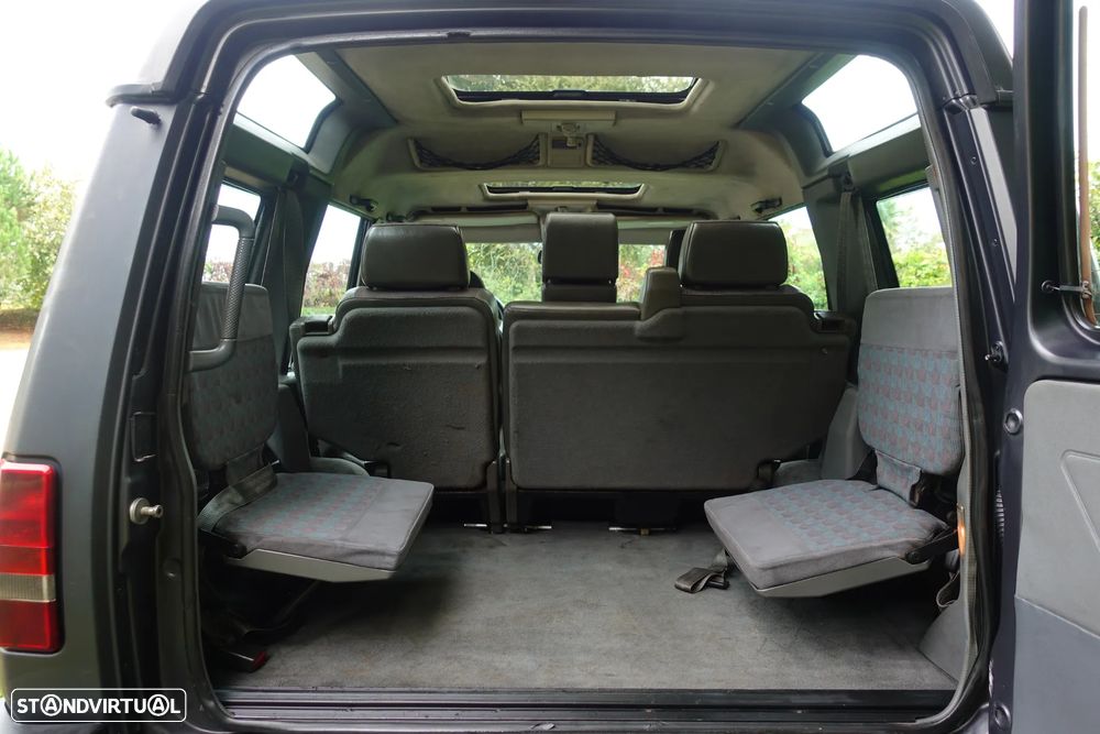 Land Rover Discovery 2.5 TDi - 7