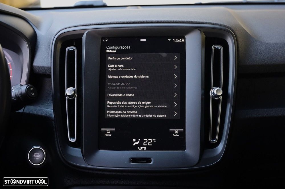 Volvo XC 40 1.5 T2 Essential - 25