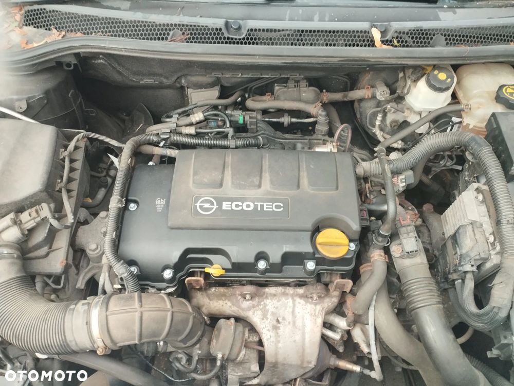 Opel Astra 1.4 Turbo Active - 21