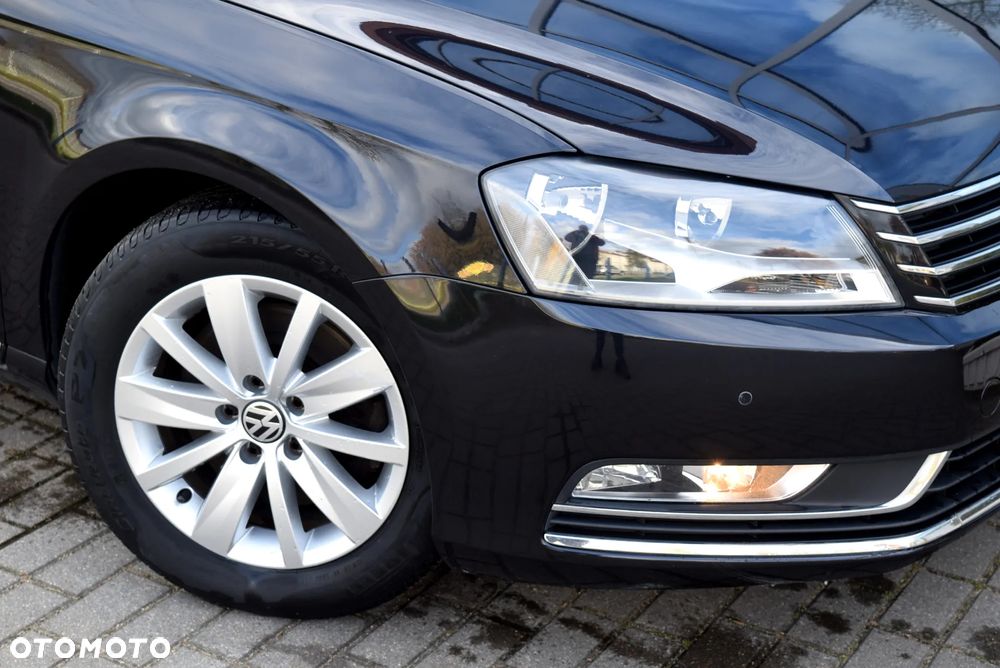 Volkswagen Passat - 10