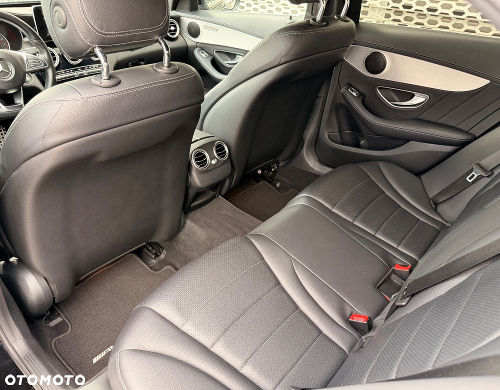 Mercedes-Benz Klasa C 200 4-Matic 9G-TRONIC - 13