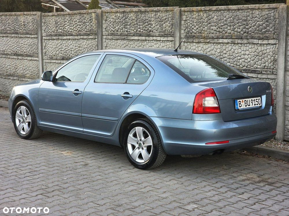Skoda Octavia 1.8 TSI Elegance DSG - 6