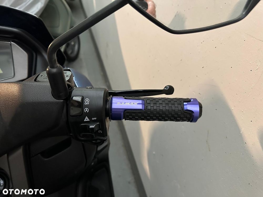 Yamaha NMAX - 9