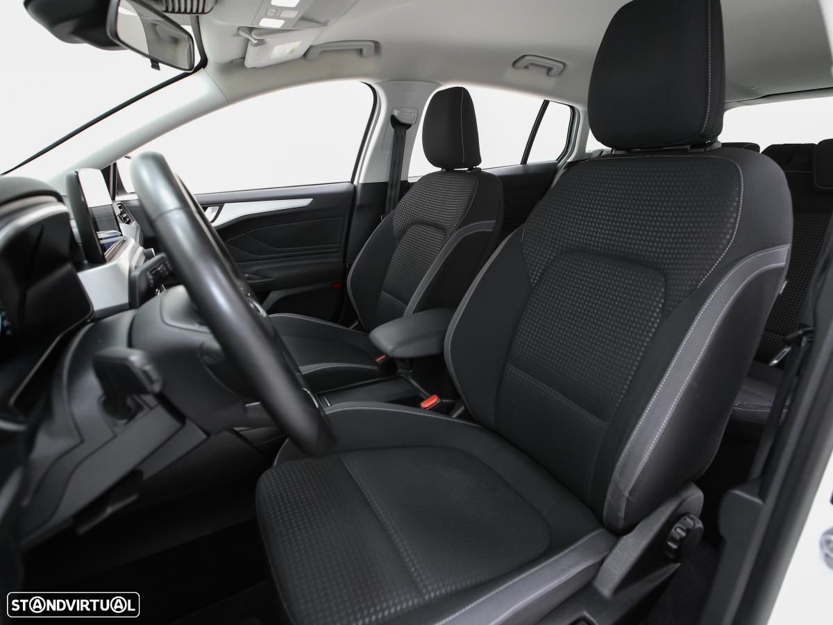Ford Focus SW 1.5 TDCi EcoBlue Connected - 8