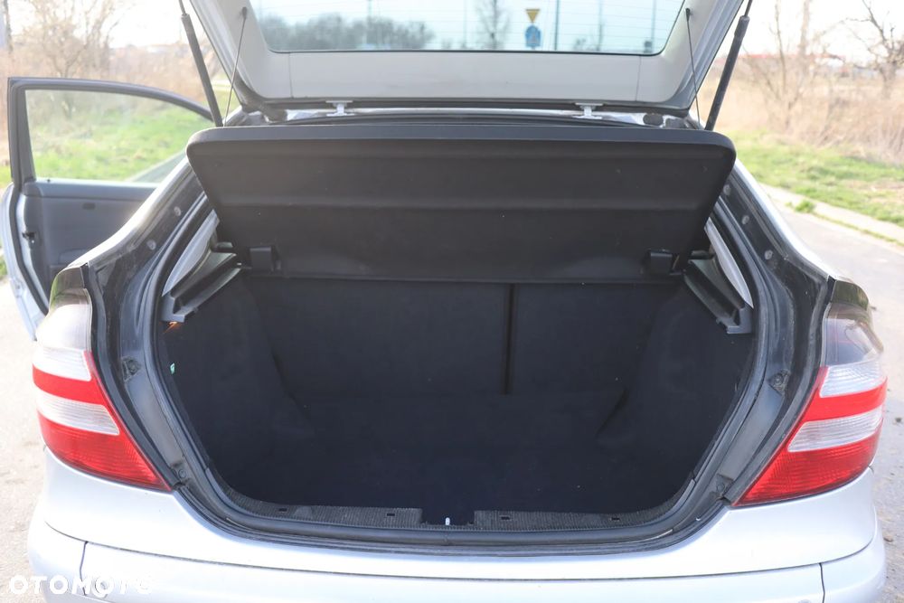 Mercedes-Benz Klasa C 230 Kompressor Sport Edition - 8