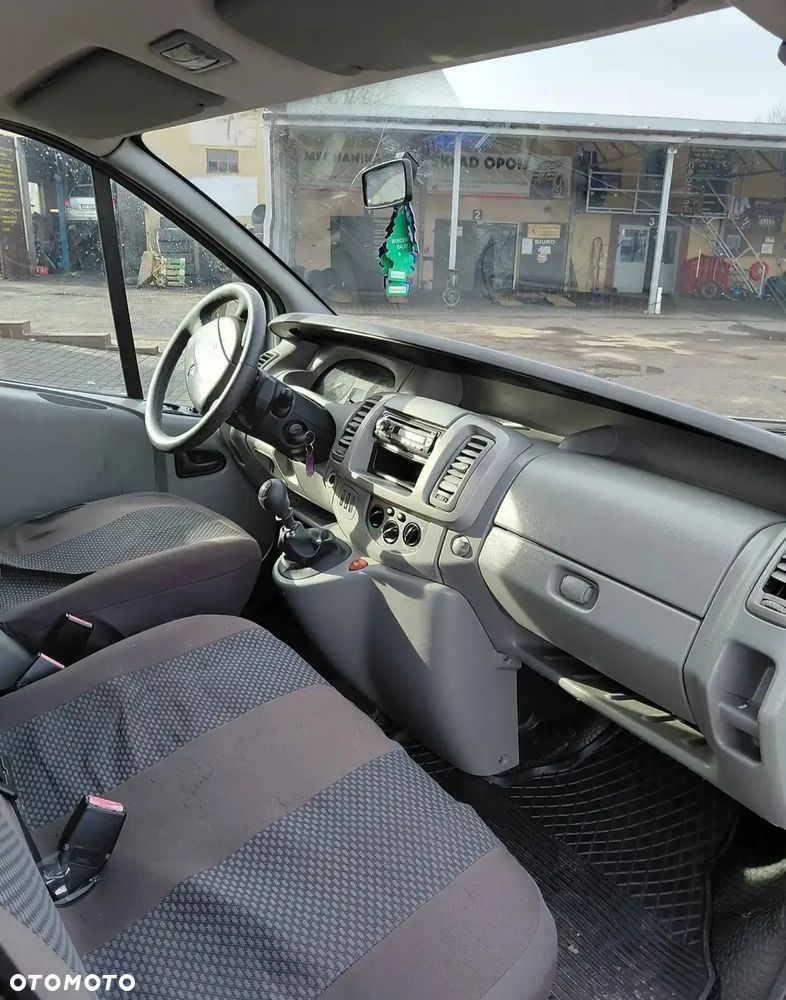 Renault Trafic - 7