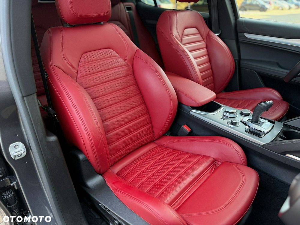 Alfa Romeo Stelvio 2.0 Turbo 16V AT8-Q4 Super - 10