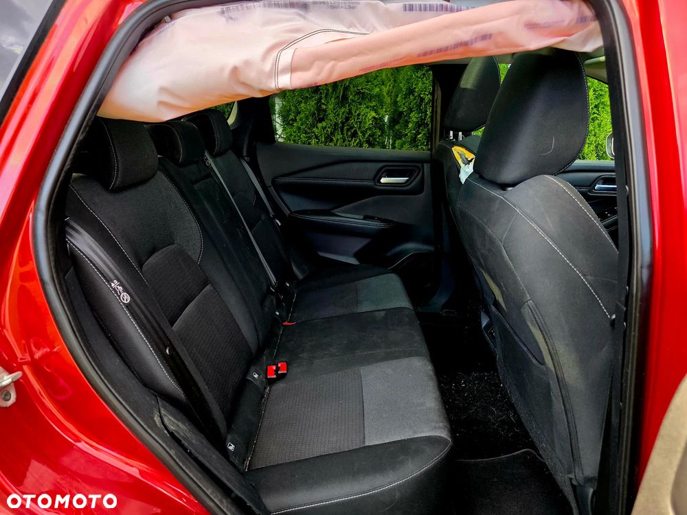 Nissan Qashqai 1.3 DIG-T MHEV N-Connecta - 17