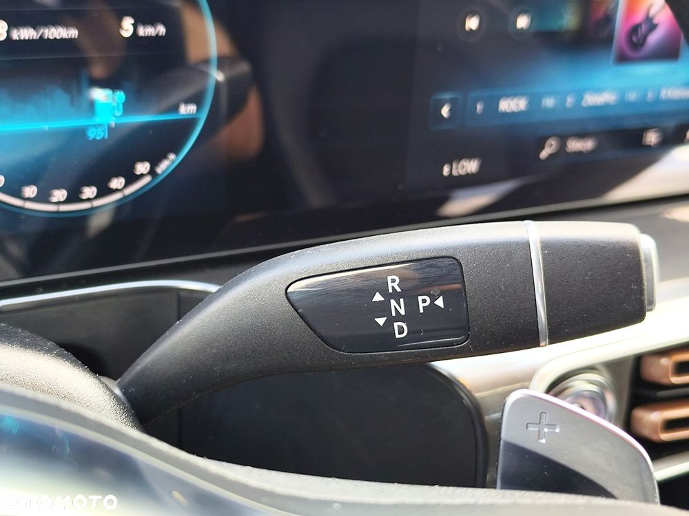 Mercedes-Benz EQC 400 4-Matic - 17