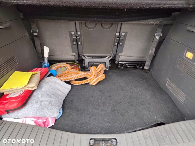 Ford Focus C-Max 2.0 Trend X - 14