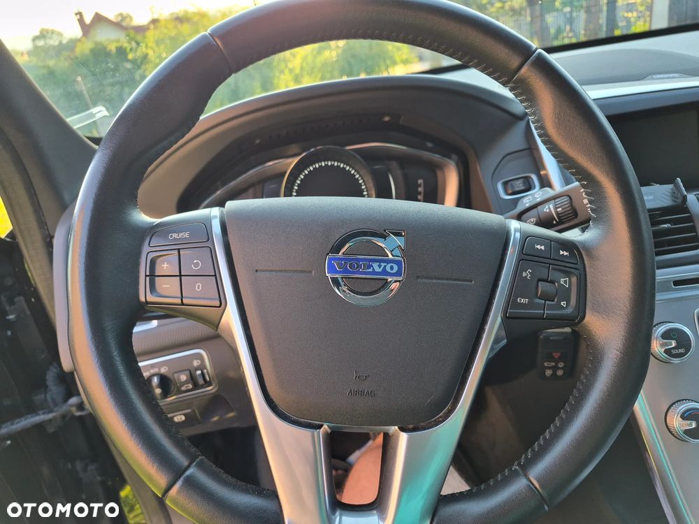 Volvo XC 60 D3 Geartronic Summum - 14