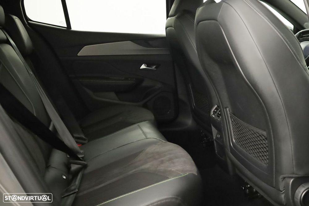 Peugeot 408 1.2 PureTech GT EAT8 - 23