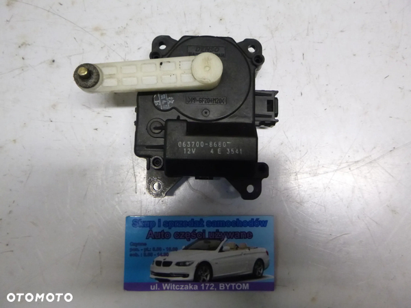 SILNICZEK NAGRZEWNICY TOYOTA AVENSIS II T25 2003r  063700-8680