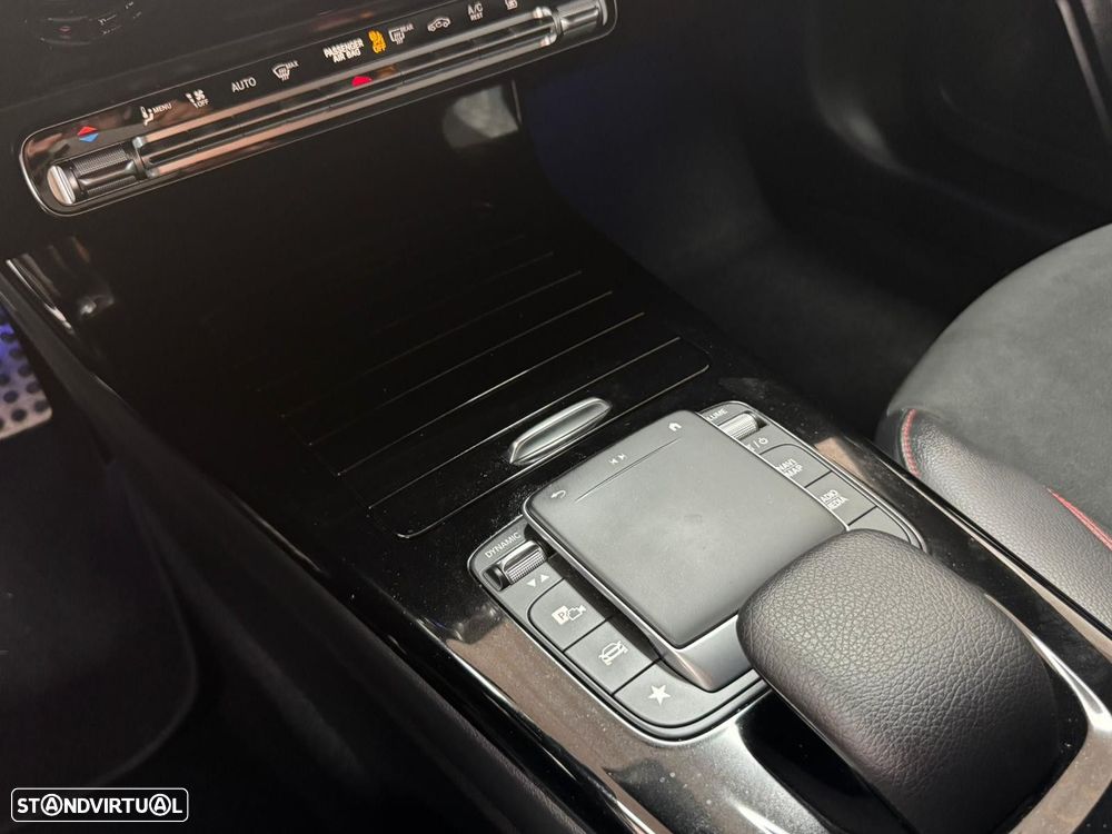 Mercedes-Benz A 250 e AMG Line - 19