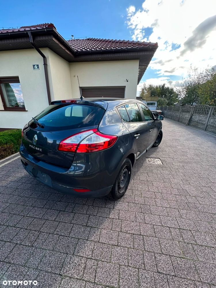Renault Megane 2008 photo 2