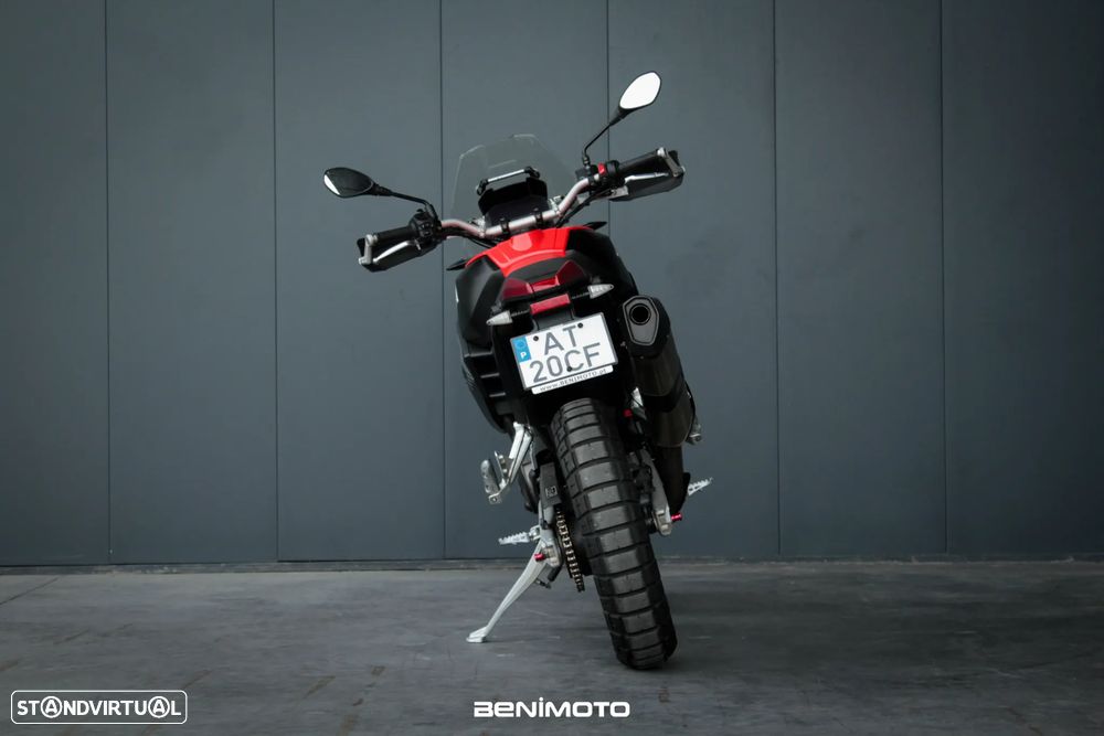 Aprilia Tuareg 660 - 4