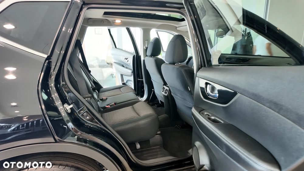 Nissan X-Trail 1.6 DCi Tekna 2WD Xtronic 7os - 31