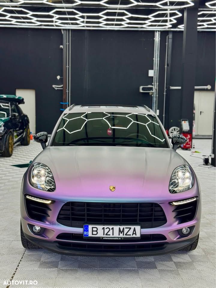 Porsche Macan - 2