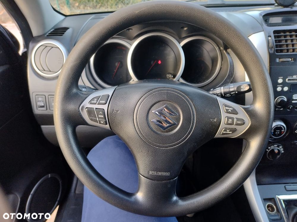 Suzuki Grand Vitara 1.9 DDiS - 7
