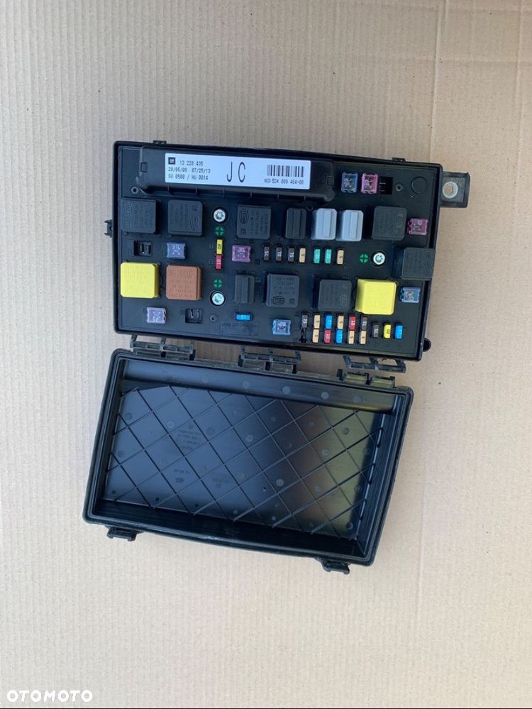 13220435 moduł skrzynka bsi Opel astra h 3 III zafira b