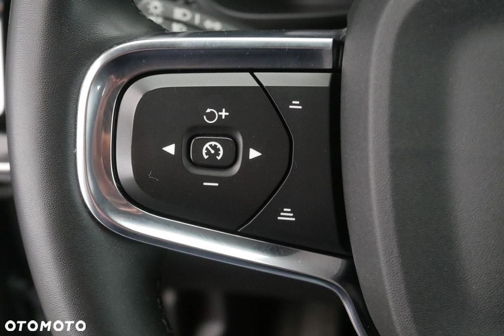 Volvo XC 40 - 27