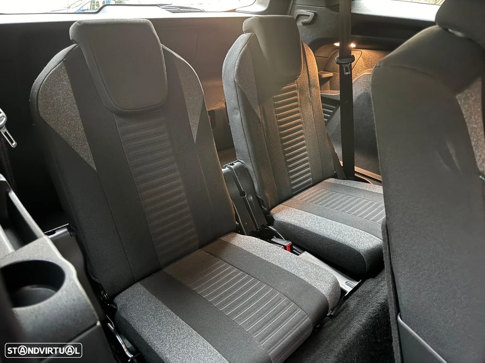 Peugeot 5008 1.5 BlueHDi Allure EAT8 - 15