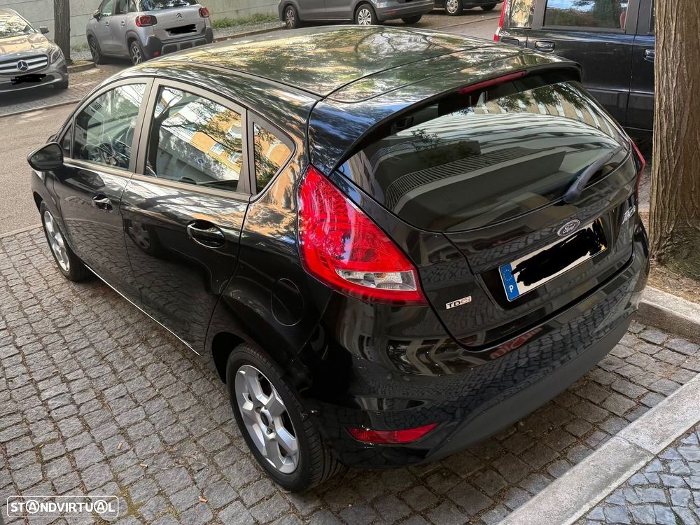 Ford Fiesta - 7