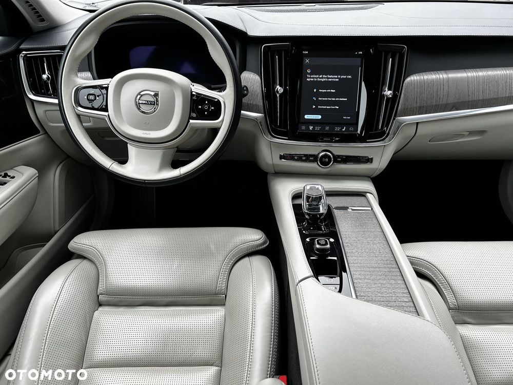 Volvo V90 Cross Country - 15