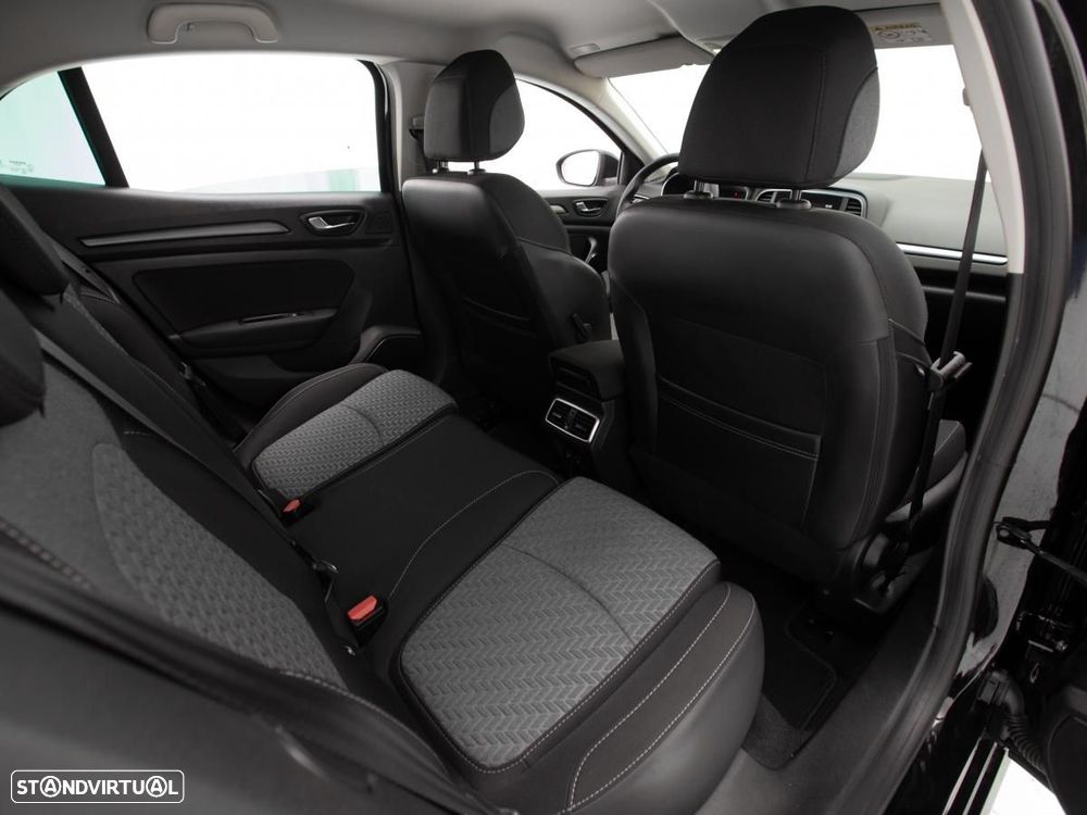 Renault Mégane - 10