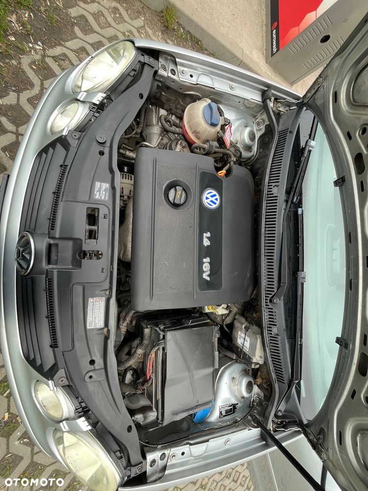 Volkswagen Polo 1.4 16V Basis - 6