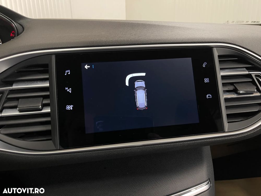 Peugeot 308 BlueHDi 130 EAT8 Allure - 15