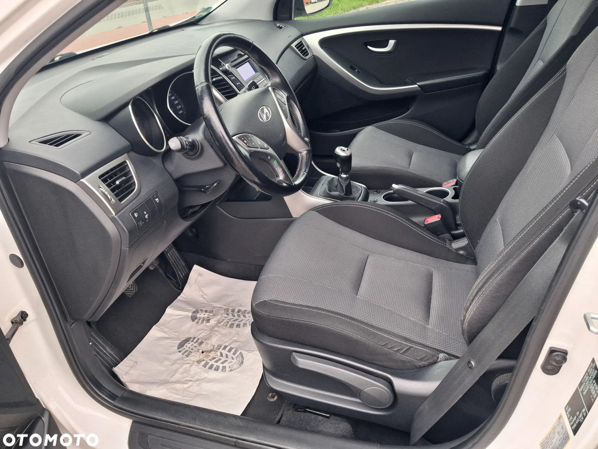 Hyundai i30 - 16