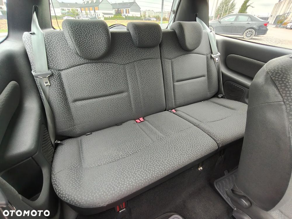 Renault Clio 1.2 16V Expression - 7