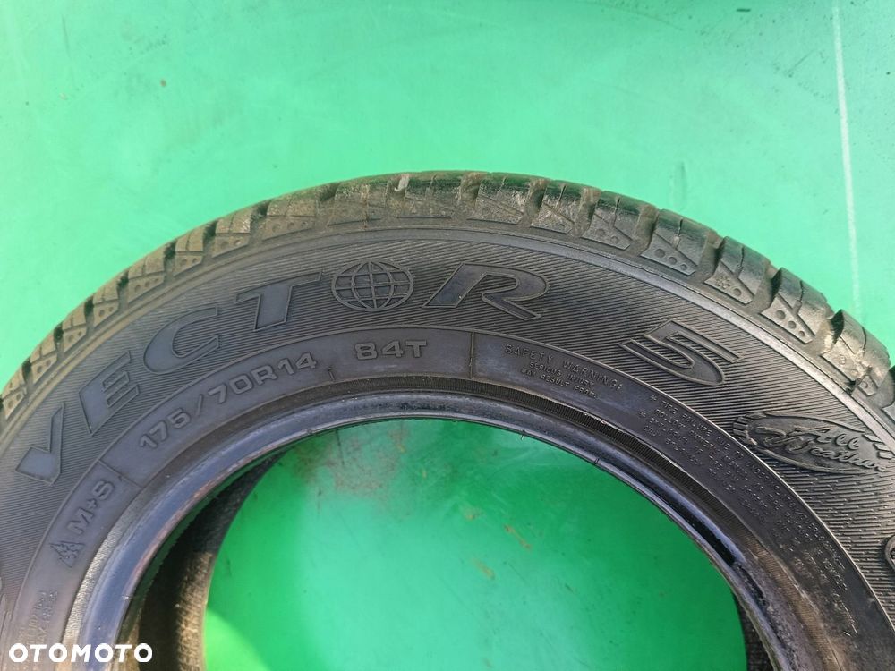 GOODYEAR VECTOR 5 175/70/14, 1 szt 6,6 mm - 4