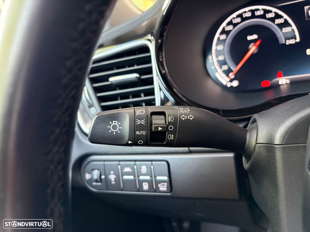 Kia XCeed 1.4 T-GDI Tech - 20