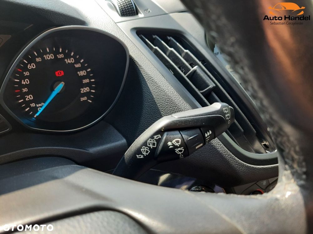Ford Kuga 1.5 EcoBoost 2x4 Titanium - 23