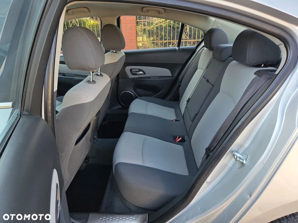 Chevrolet Cruze 2.0 LT - 6